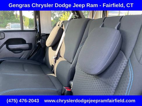 Certified 2025 Jeep Wrangler Unlimited Rubicon 4xe w/ Safety Group AWD/4WD image 40