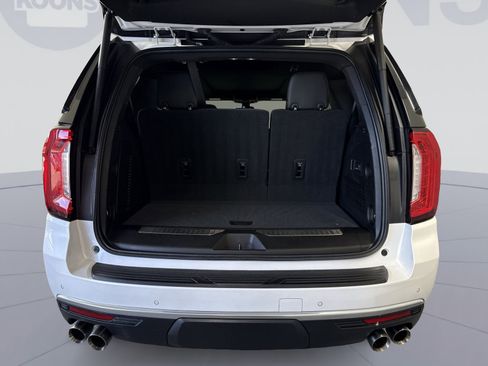 Used 2022 GMC Yukon Denali AWD/4WD image 27
