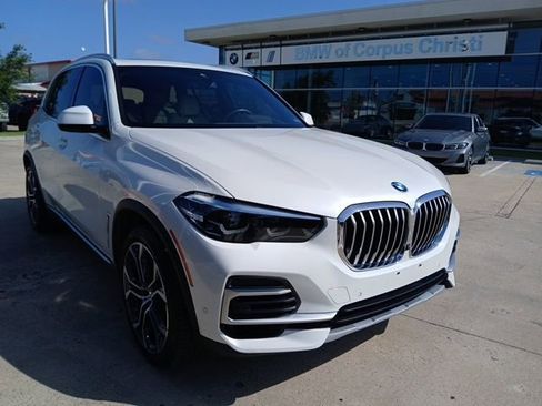 Used 2022 BMW X5 sDrive40i w/ Premium Package RWD image 1
