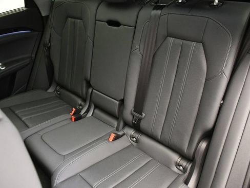 Used 2025 Audi Q5 Premium Plus w/ Premium Plus AWD/4WD image 43