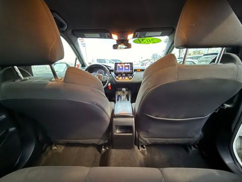 Used 2021 Toyota Corolla SE w/ Carpet Mat Package (TMS) image 13