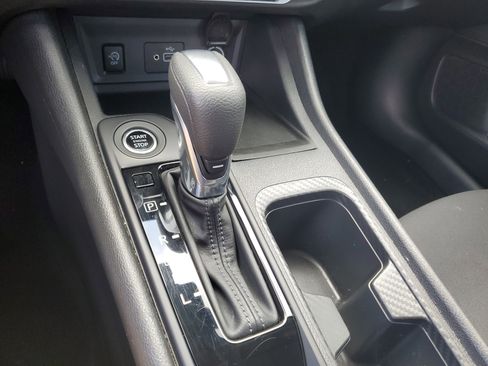 Used 2024 Nissan Sentra S image 23