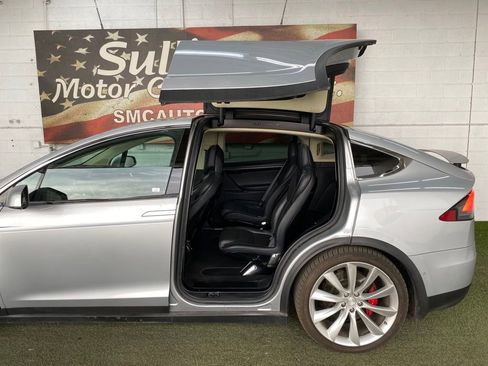 Used 2016 Tesla Model X Performance image 26