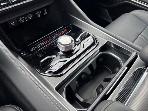 New 2026 Jeep Grand Wagoneer L Summit AWD/4WD image 29