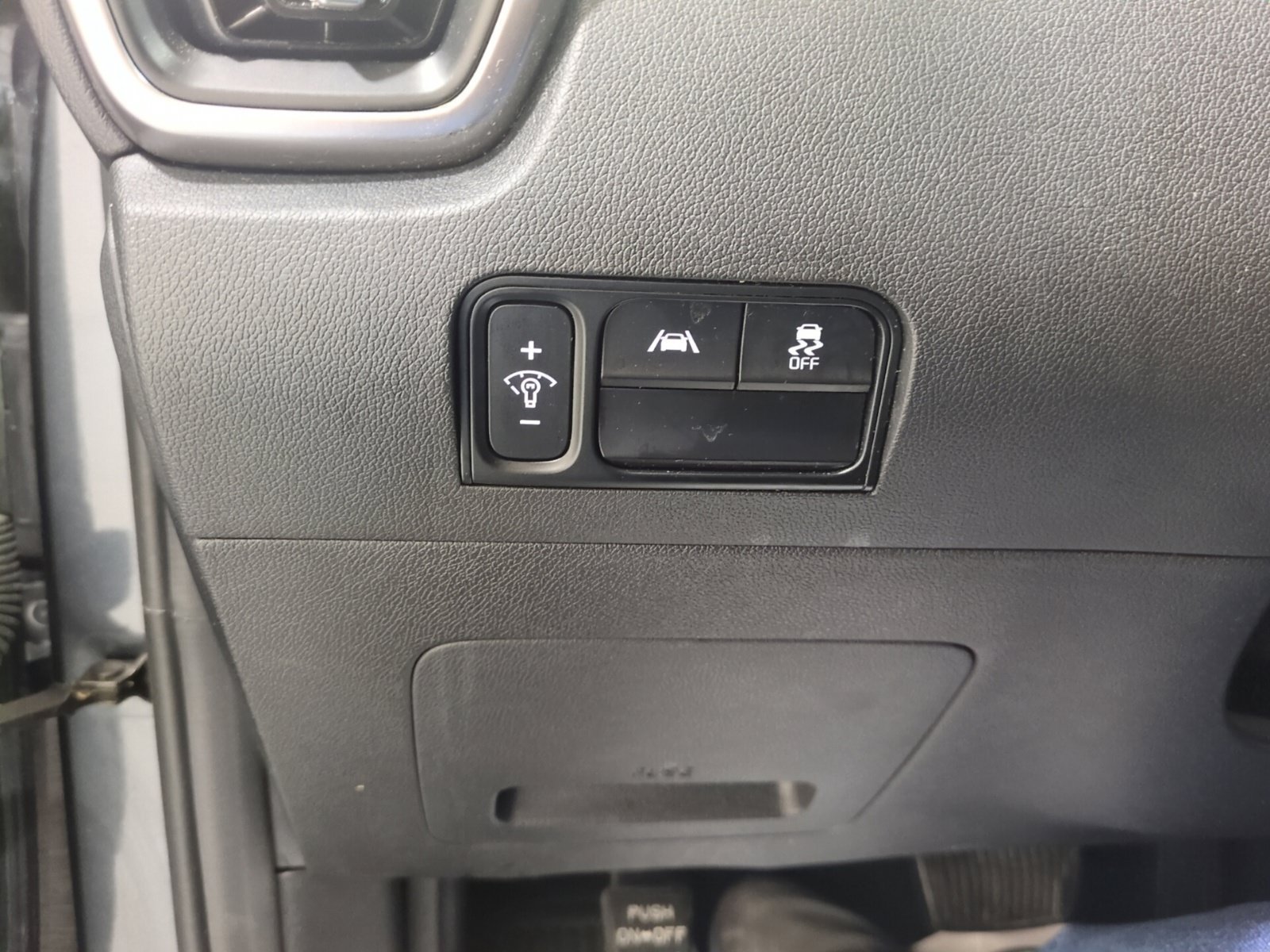 Used 2022 Kia Sorento LX AWD/4WD image 22