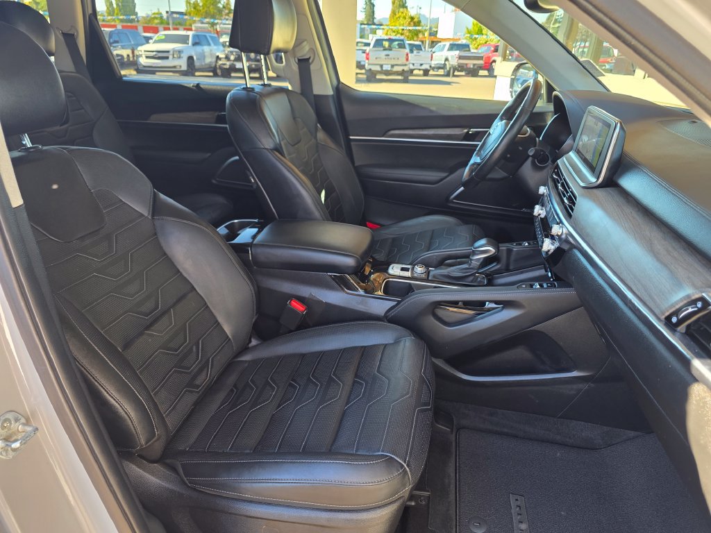 Used 2022 Kia Telluride SX w/ SX Prestige Package AWD/4WD image 26