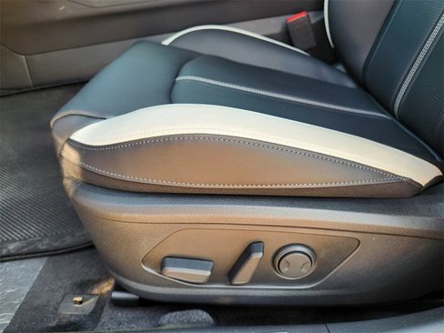 New 2026 Kia K5 GT-Line image 18