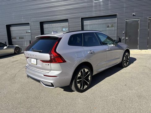 Used 2026 Volvo XC60 B5 Plus w/ Protection Package Premier AWD/4WD image 7