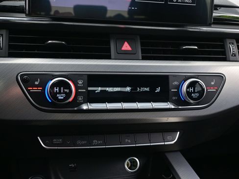 Used 2025 Audi A5 2.0T Premium Plus image 21