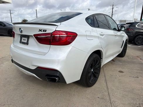 Used 2019 BMW X6 xDrive50i w/ M Sport Package AWD/4WD image 4