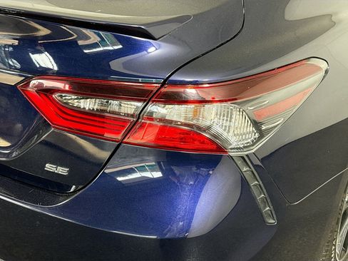 Used 2022 Toyota Camry SE image 33