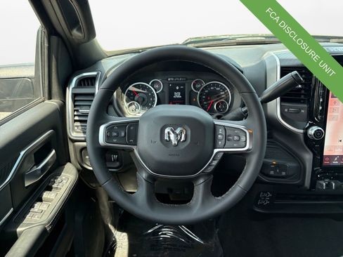 Used 2025 RAM 2500 Big Horn AWD/4WD image 12