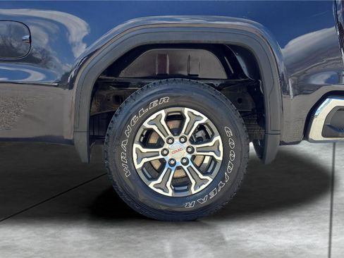 Used 2023 GMC Sierra 1500 SLE AWD/4WD image 29