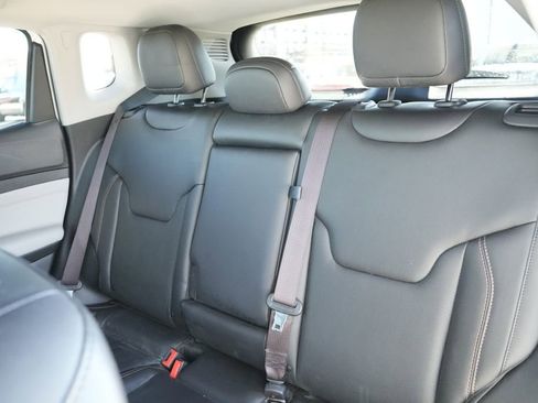 Used 2022 Jeep Compass Limited image 20