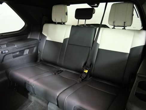 Used 2023 Toyota Sequoia Capstone AWD/4WD image 20