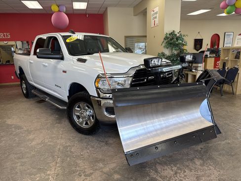 Used 2020 RAM 2500 Big Horn AWD/4WD image 1