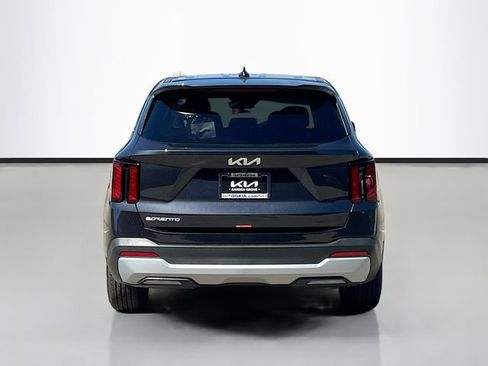 New 2026 Kia Sorento LX FWD image 6