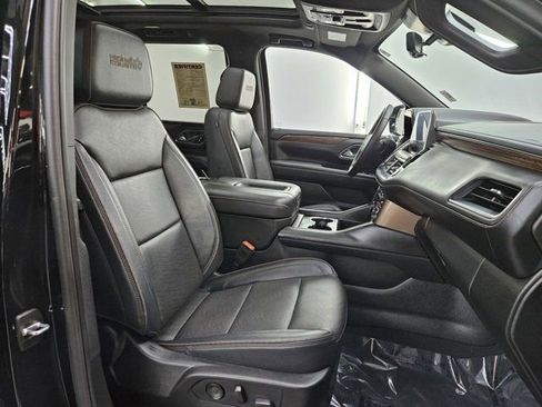 Certified 2024 Chevrolet Tahoe High Country w/ Premium Package image 30