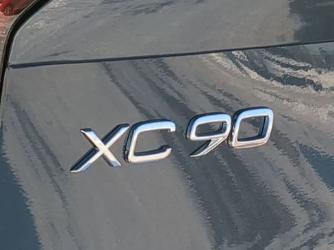 New 2026 Volvo XC90 B6 Ultra w/ Protection Package Premier AWD/4WD image 12