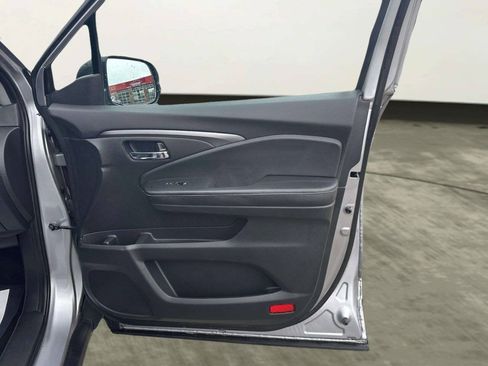 Used 2017 Honda Ridgeline RTL-T image 21