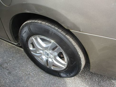 Used 2005 Honda Odyssey EX-L image 6