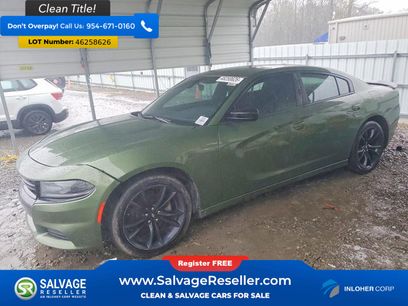 Used 2018 Dodge Charger SXT w/ Blacktop Package