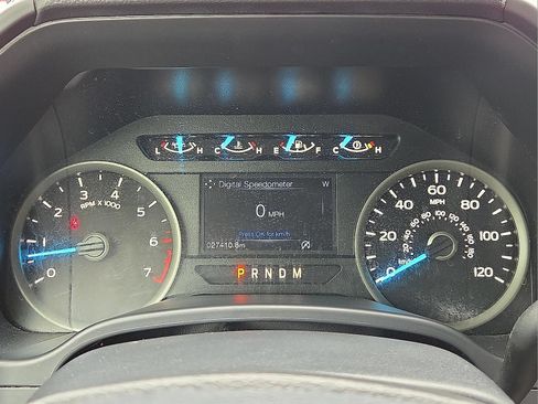 Used 2020 Ford F150 XLT w/ Equipment Group 302A Luxury AWD/4WD image 23