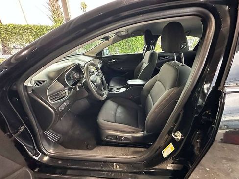 Used 2020 Chevrolet Malibu LT FWD image 12