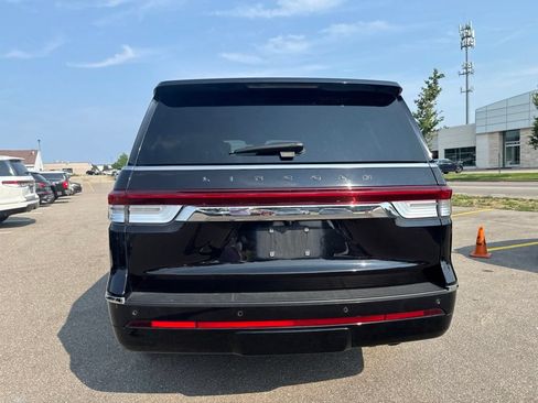 Used 2024 Lincoln Navigator Black Label AWD/4WD image 4