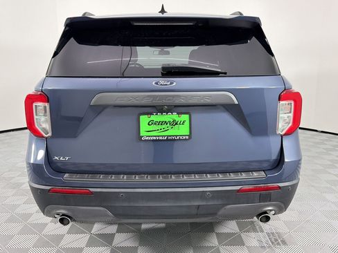 Used 2021 Ford Explorer XLT w/ Equipment Group 202A RWD image 10