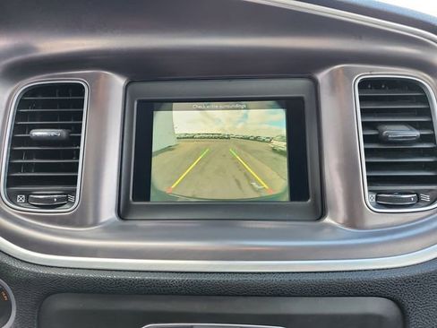 Used 2021 Dodge Charger SXT w/ Leather Interior Group image 12