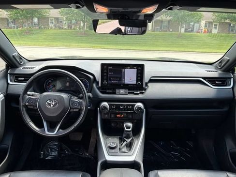 Used 2020 Toyota RAV4 XSE AWD/4WD image 24