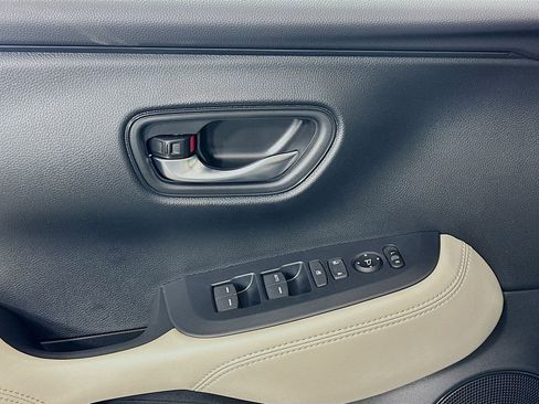 New 2027 Honda HR-V LX image 18