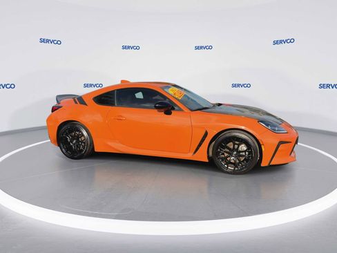 Used 2023 Toyota GR86 10th Anniversary SE image 9