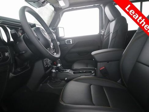 New 2026 Jeep Gladiator Sport image 16