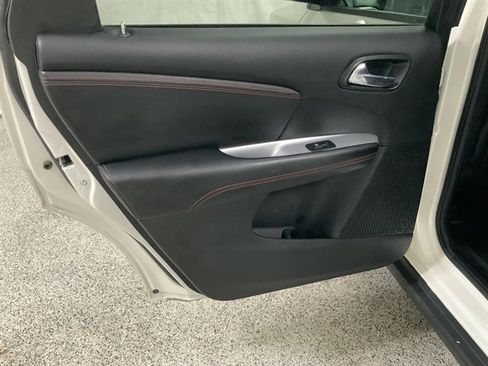 Used 2016 Dodge Journey R/T image 18