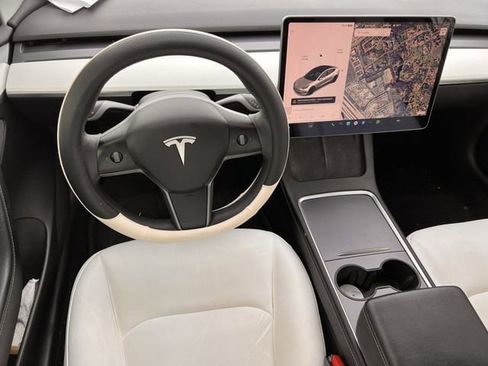 Used 2022 Tesla Model 3 Long Range image 10