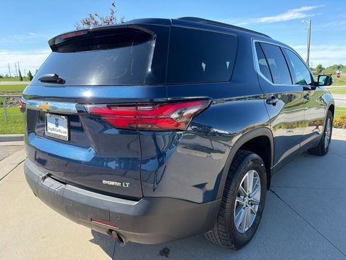 Used 2022 Chevrolet Traverse LT FWD image 15