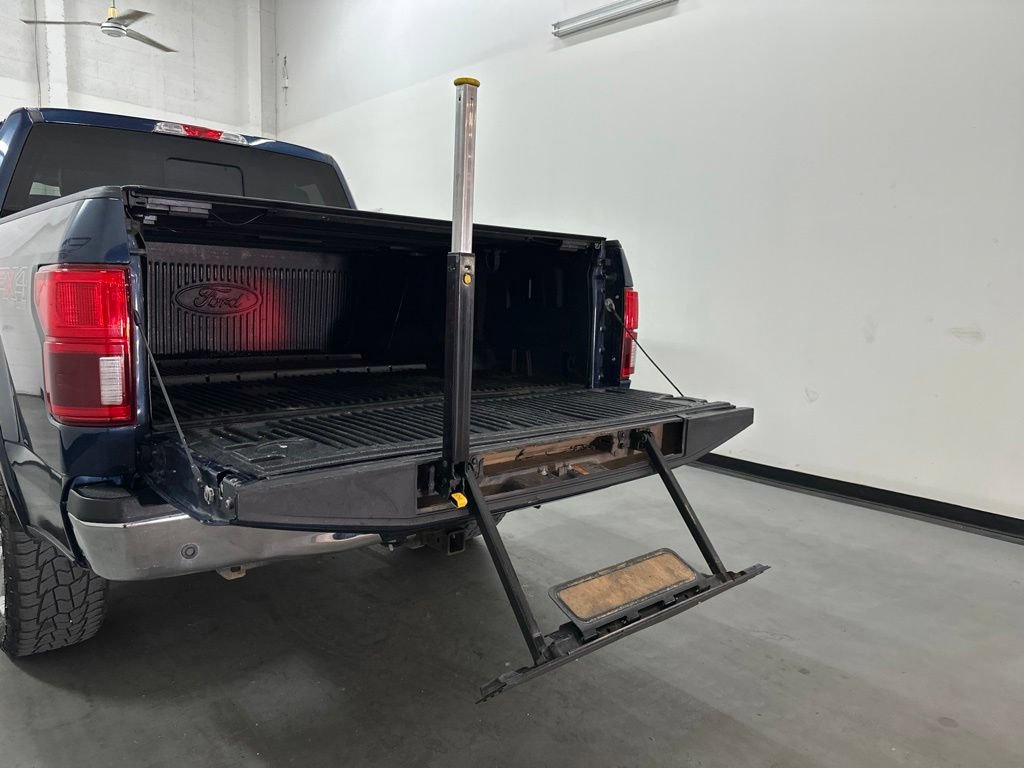 Used 2020 Ford F150 Lariat AWD/4WD image 17