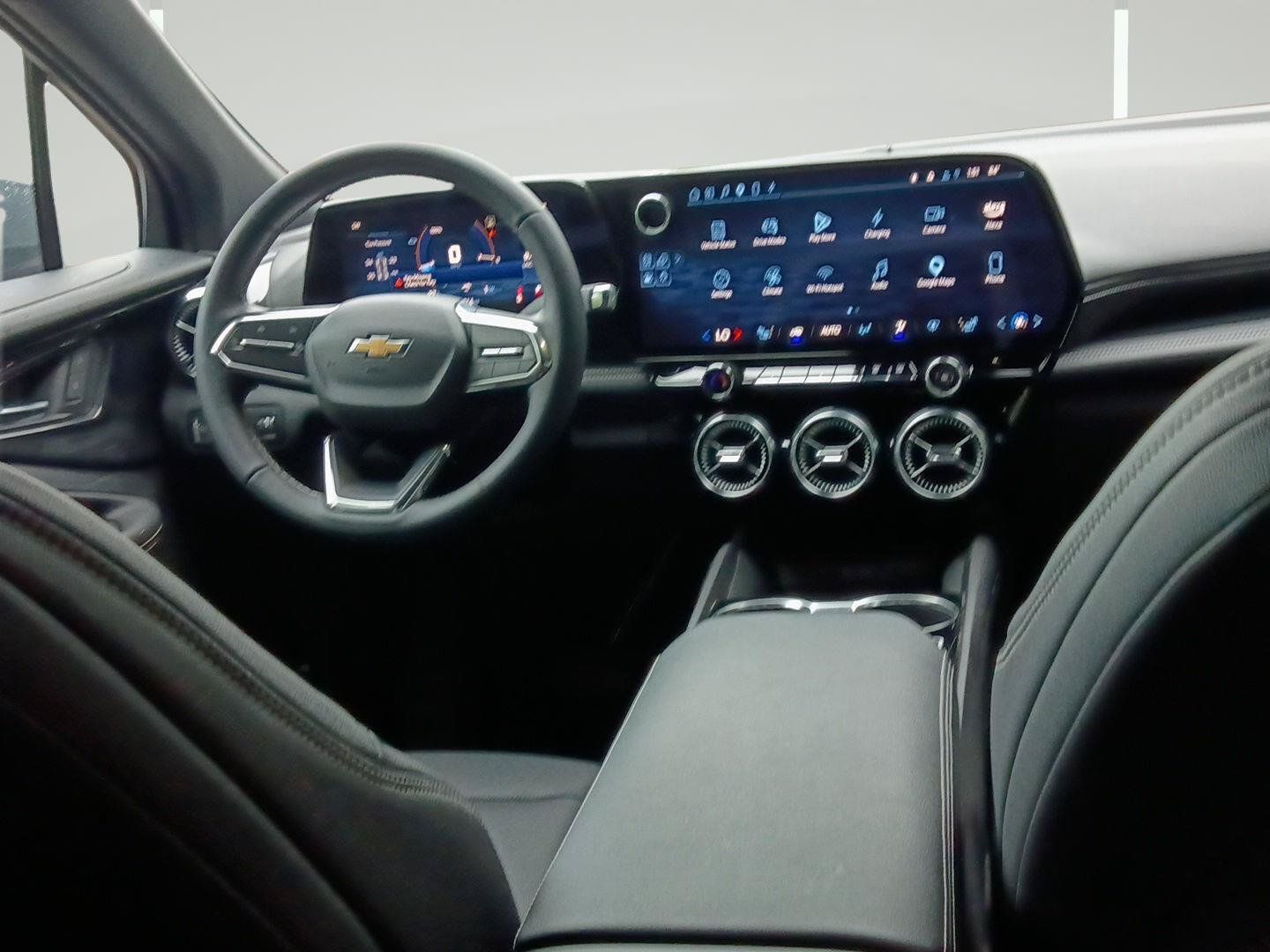 Used 2024 Chevrolet Blazer EV LT AWD/4WD image 29