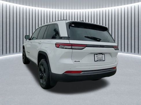 New 2026 Jeep Grand Cherokee Limited w/ Limited Altitude Package image 12