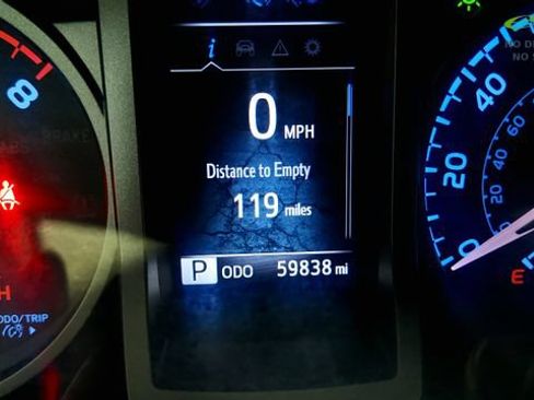Used 2022 Toyota Tacoma TRD Sport w/ Technology Package AWD/4WD image 47