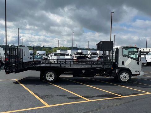 New 2024 Chevrolet Low Cab Forward 5500XG RWD image 8