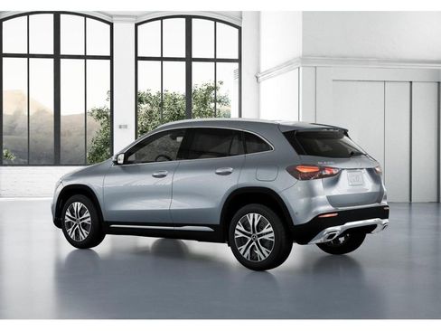 New 2026 Mercedes-Benz GLA 250 4MATIC image 30