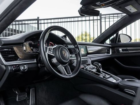 Used 2020 Porsche Panamera GTS image 50