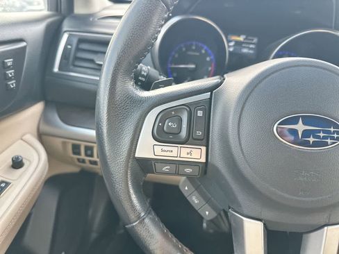 Used 2017 Subaru Outback 3.6R Limited image 29