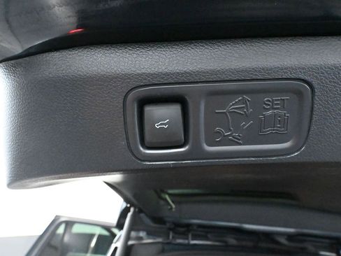 Used 2023 Ford Expedition Platinum image 47