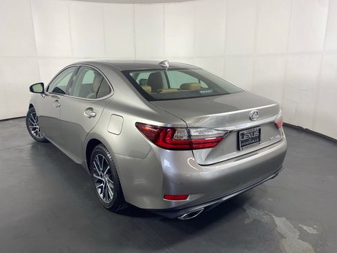 Used 2017 Lexus ES 350 FWD image 9