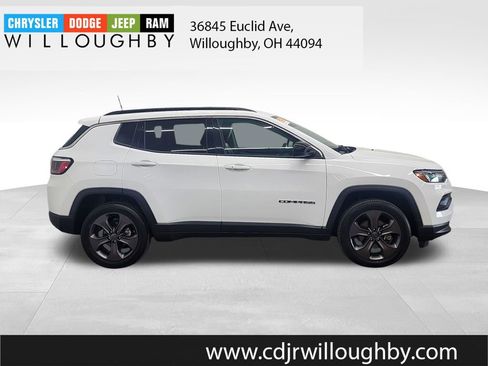Certified 2022 Jeep Compass Latitude image 5