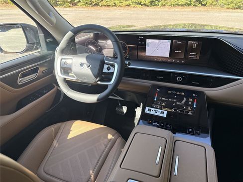 New 2026 INFINITI QX80 Luxe w/ Cargo Package image 15